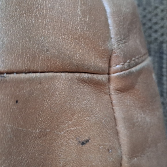 Coach Poppy Tan Leather Shoulder Bag - Picture 11 of 13